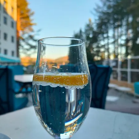 Apartament Lola Titova *